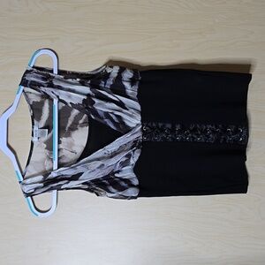 Cache Black and White Sleeveless Blouse